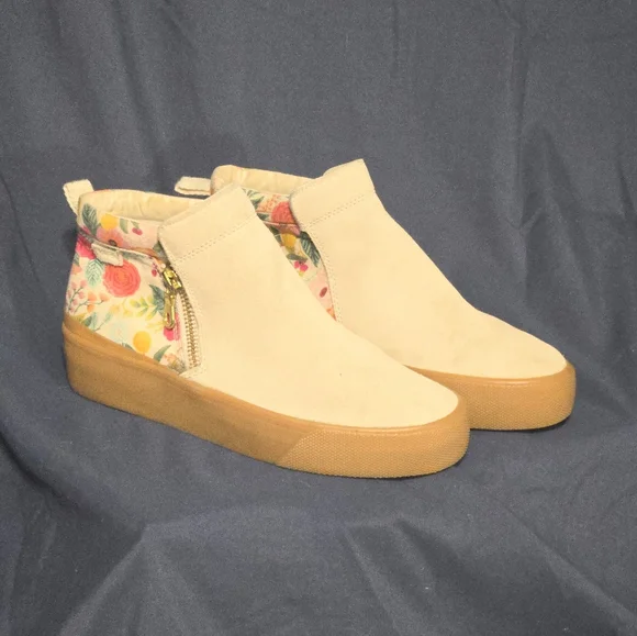 Keds x Rifle Paper Cooper Garden Party Sneaker in Tan - Size 6 - Picture 2 of 12